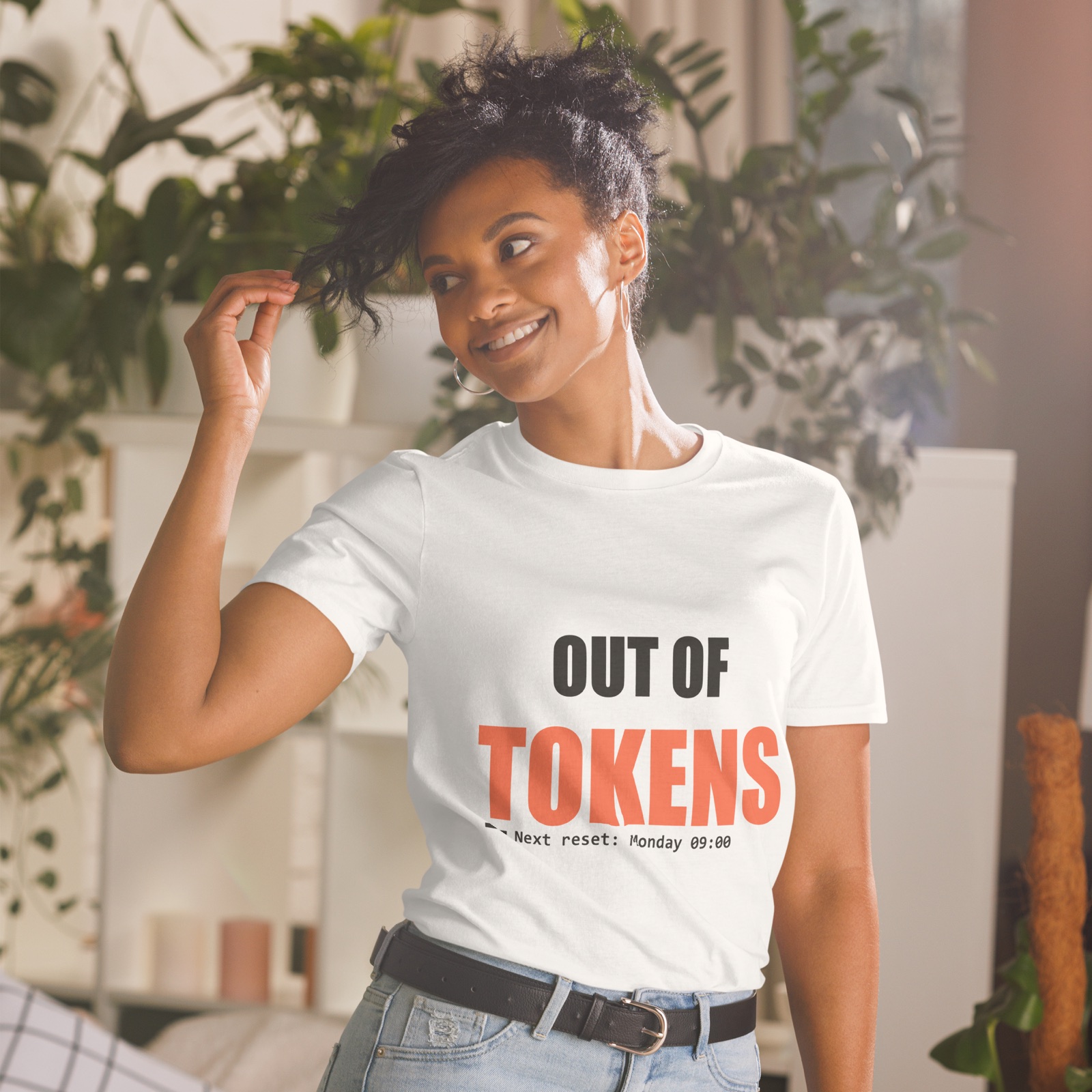 T-shirt blanc OUT OF TOKENS, aperçu de préparation